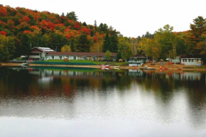 Гостиница Algonquin Lakeside Inn  Дуайт